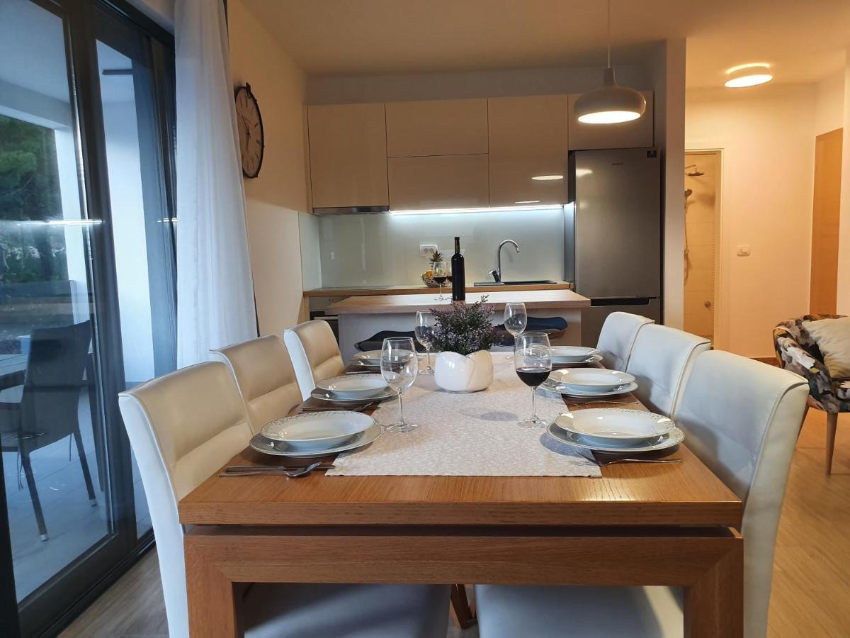 Villa La Vita Baška Voda Eksteriør billede