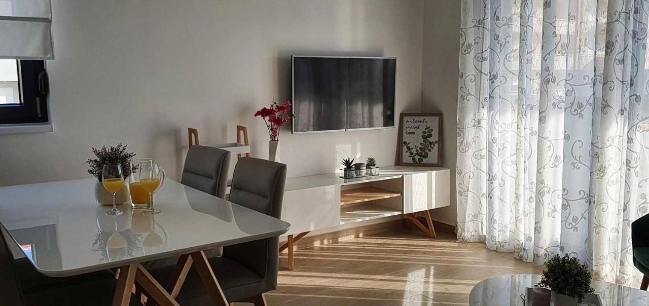Villa La Vita Baška Voda Eksteriør billede