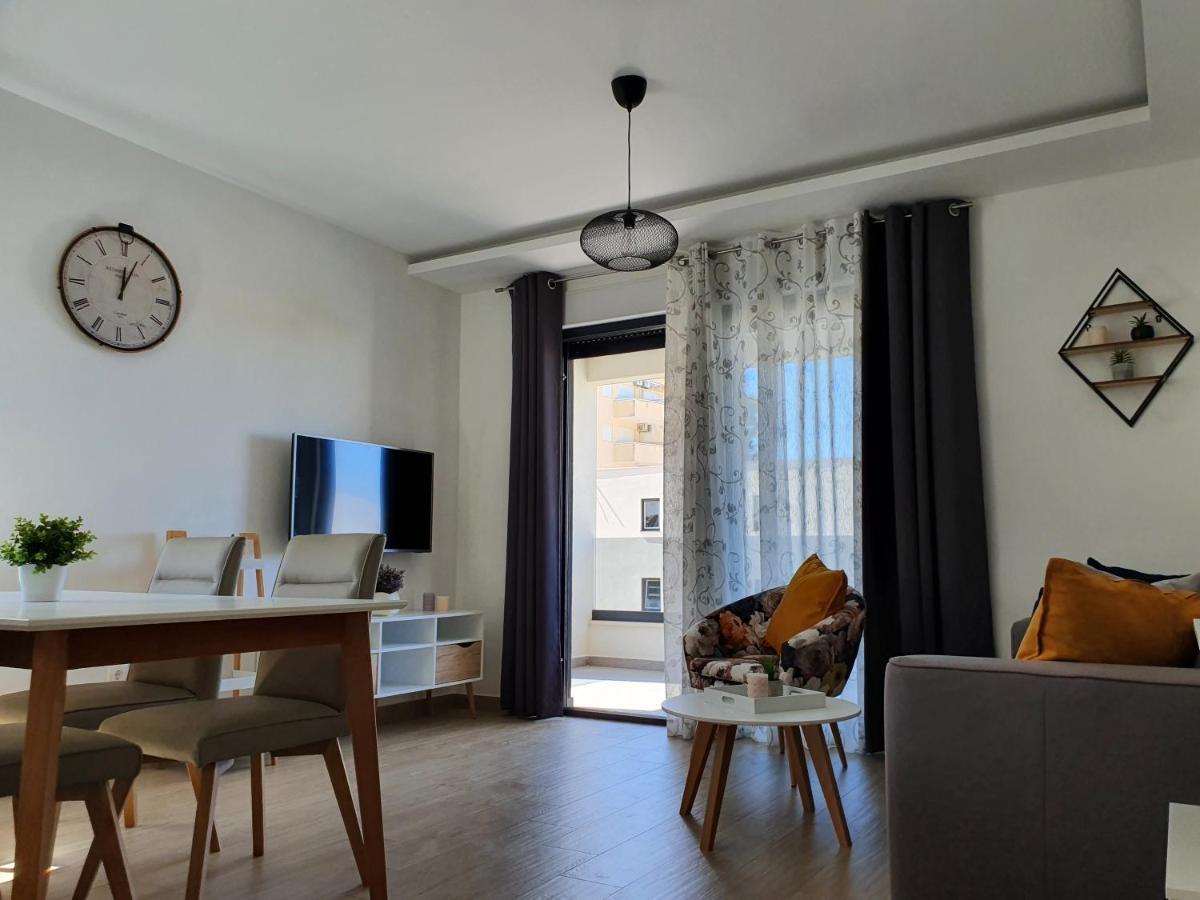 Villa La Vita Baška Voda Eksteriør billede