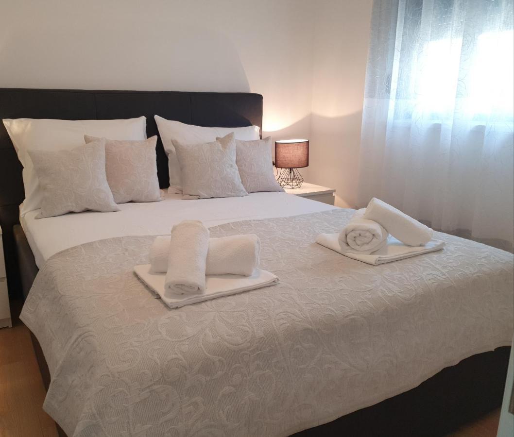 Villa La Vita Baška Voda Eksteriør billede